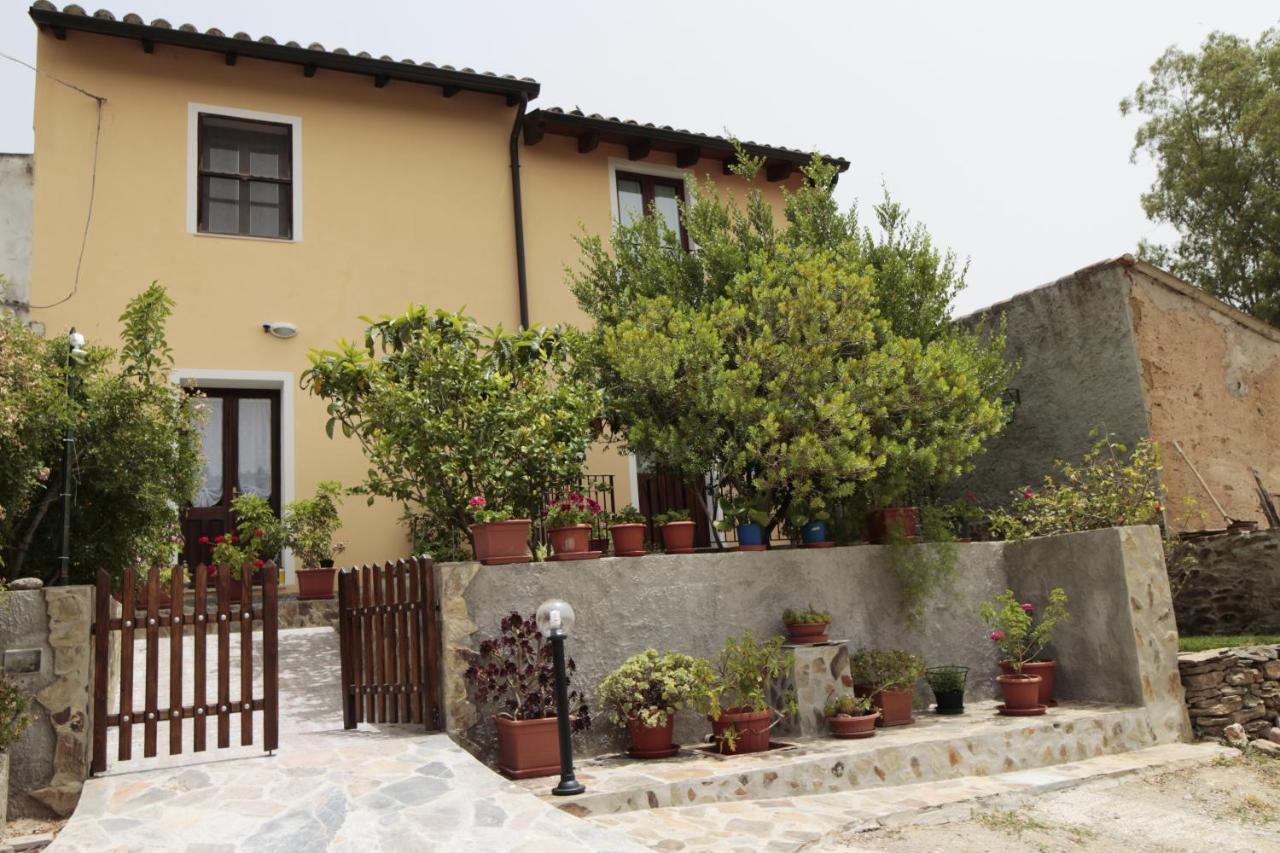 B&B S'Arrosa Antiga Santadi Exterior photo